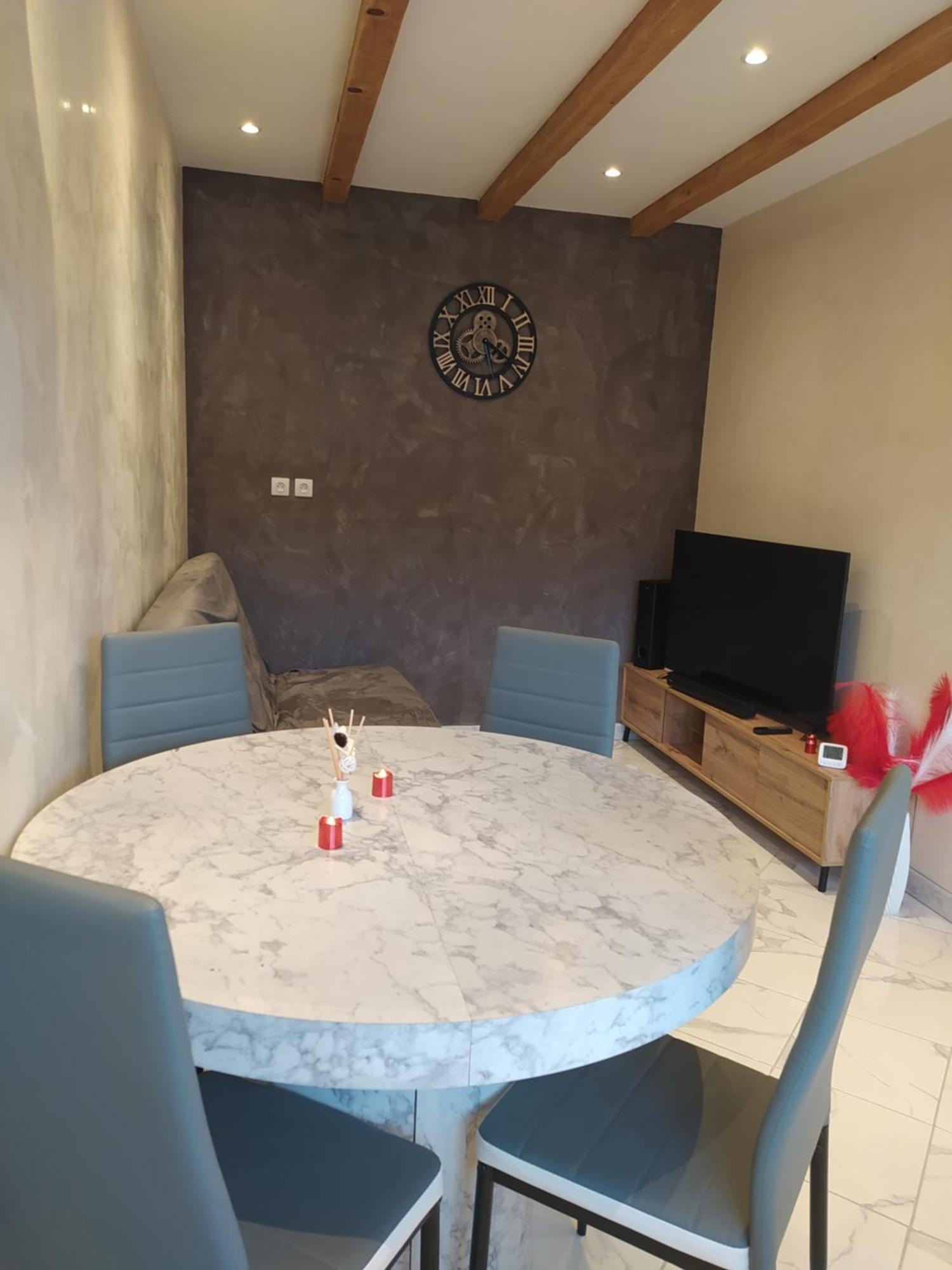 Studio Cosy Avec Terrasse Et Jacuzzi A Disposition De Mai A Aout Rians  Екстер'єр фото